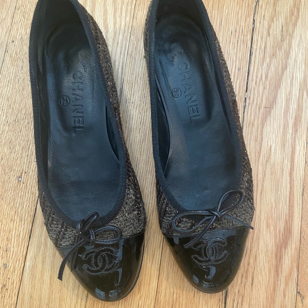 Chanel Tweed Green Metallic Flats Size 36